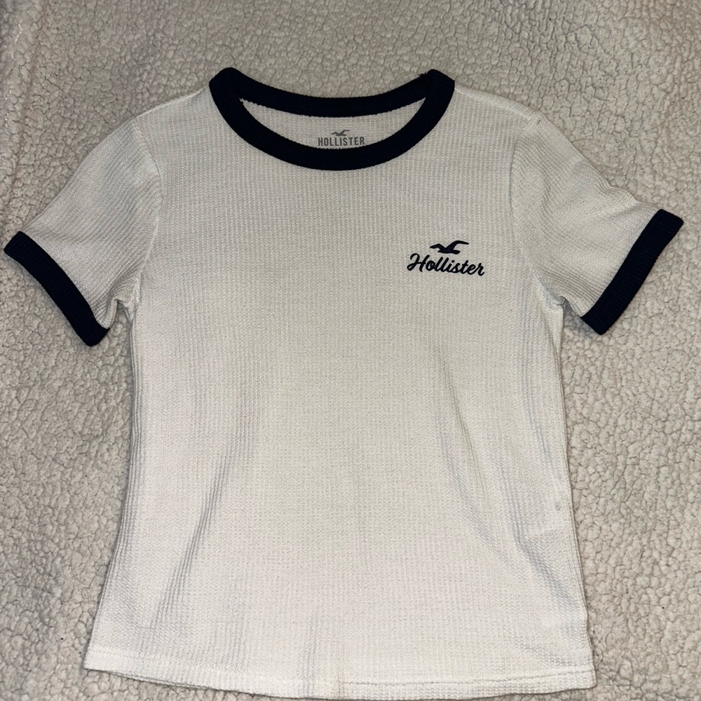 Hollister shirt